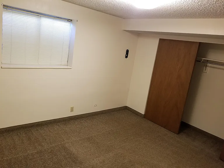 423 N Cedar Blvd — Photo 7
