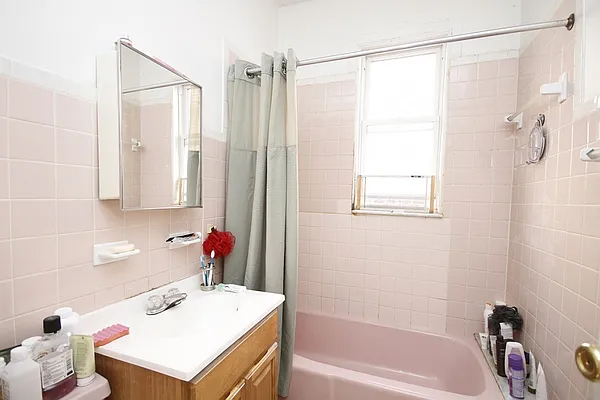 Rented by Modern Spaces | media 8