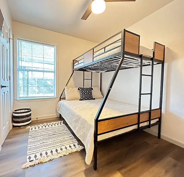 303 Watt St — Photo 16