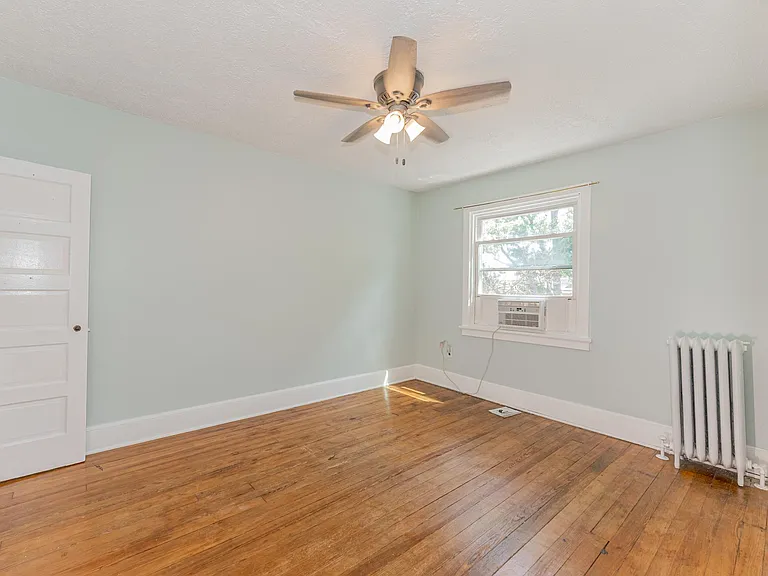 3028 W Leigh St — Photo 16