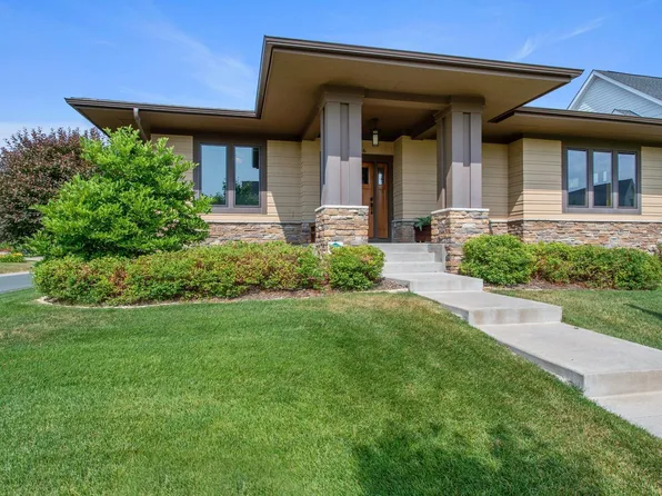 4036 Monarch Ln N, Lake Elmo, MN 55042