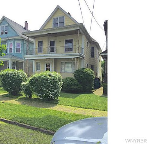 1st image of 65 Pomona Pl