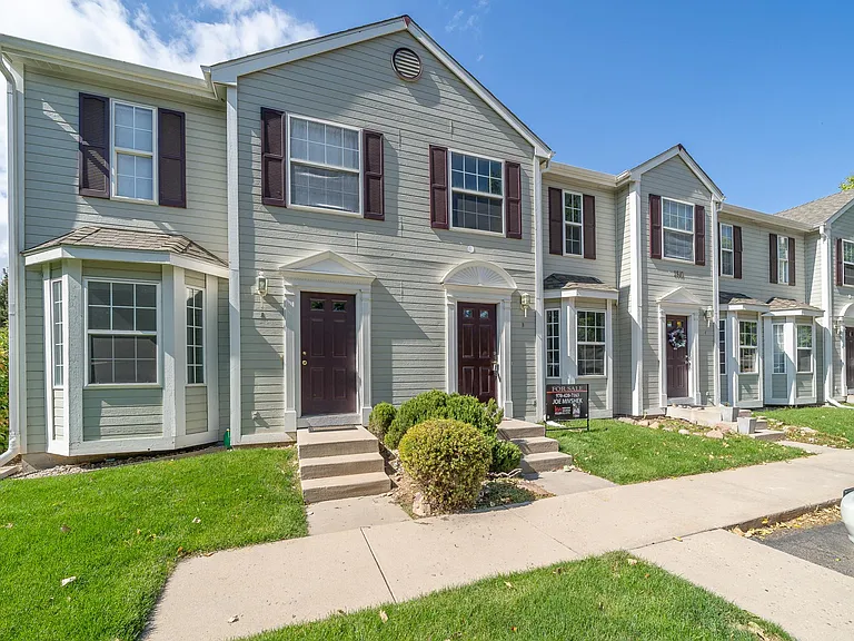 2801 Leisure Dr #B — Photo 4