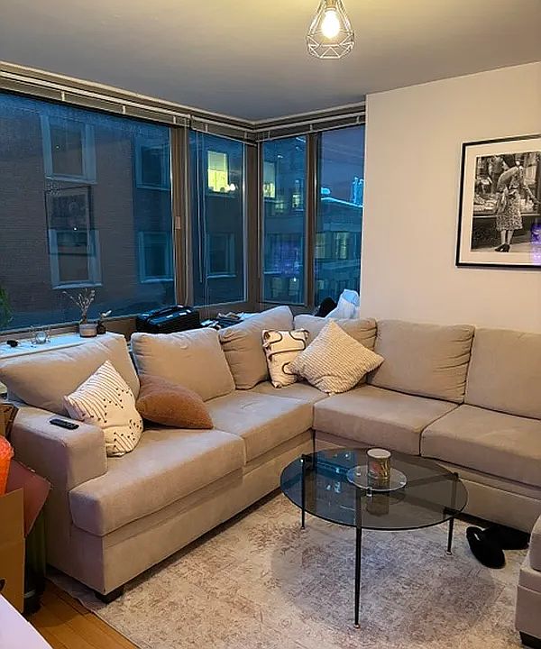 1st image of 438 W 37th St Unit 17B