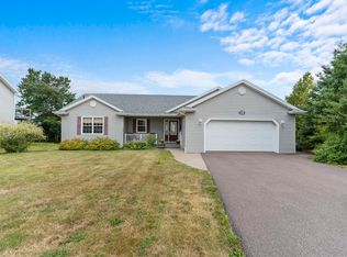 10 Southway Cres, Charlottetown, PE C1E2K4