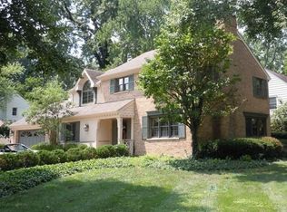 6711 Mariemont Ave, Cincinnati, OH 45227