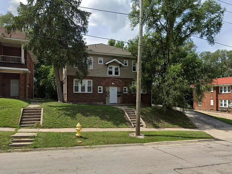 1228-1230 N Rockton Ave — Photo 1