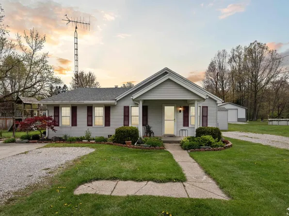 7751 Summerfield Rd, Lambertville, MI 48144