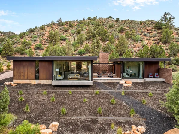 112 Canyon Cv, Springdale, UT 84767