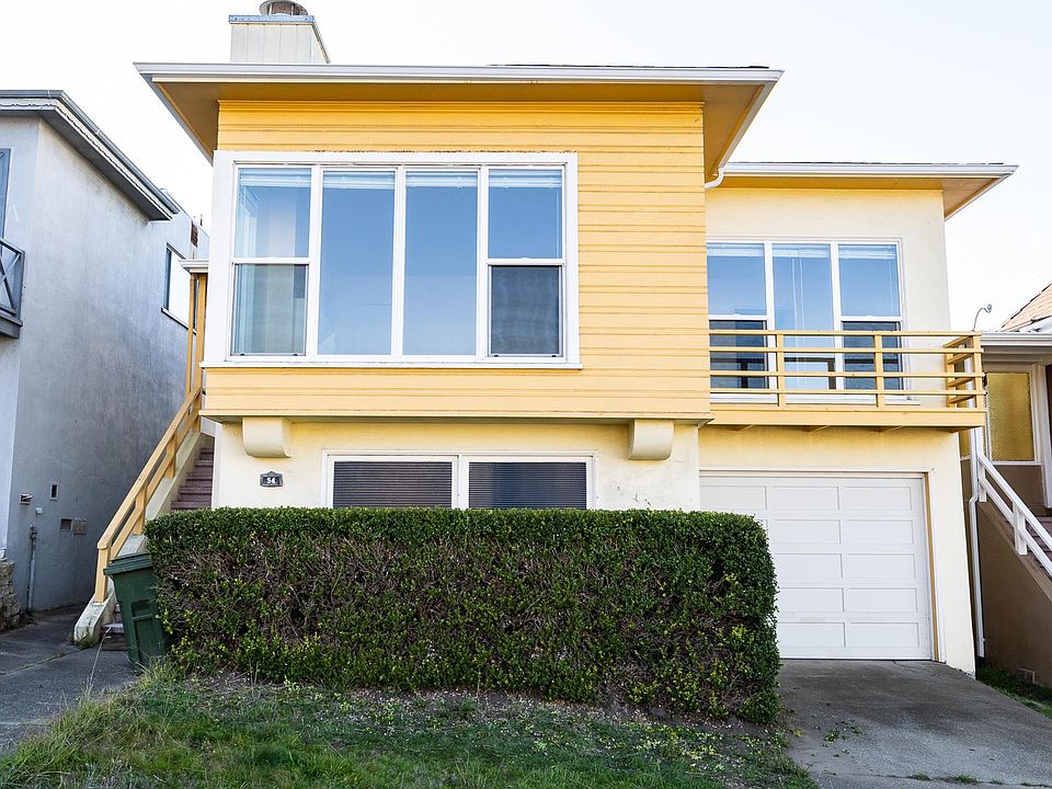 1st image of 54 Lake Meadow Dr