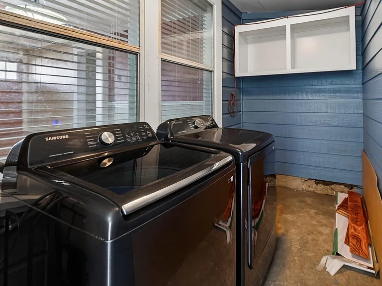 735 Cherico St — Photo 22