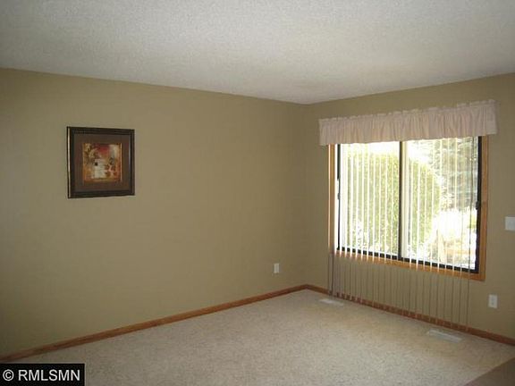 3rd image of 4164 White Bear Pkwy #1304