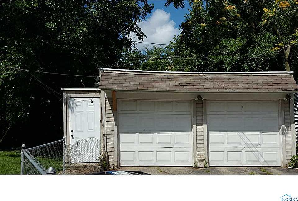 2nd image of 1950 Crosswell Pl