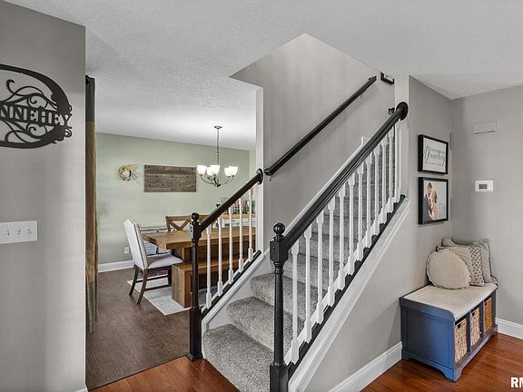 2nd image of 6726 Brookview Ln