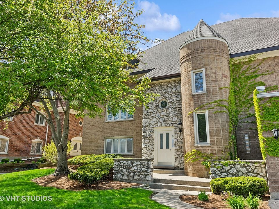 1st image of 670 Ballantrae Dr #900C