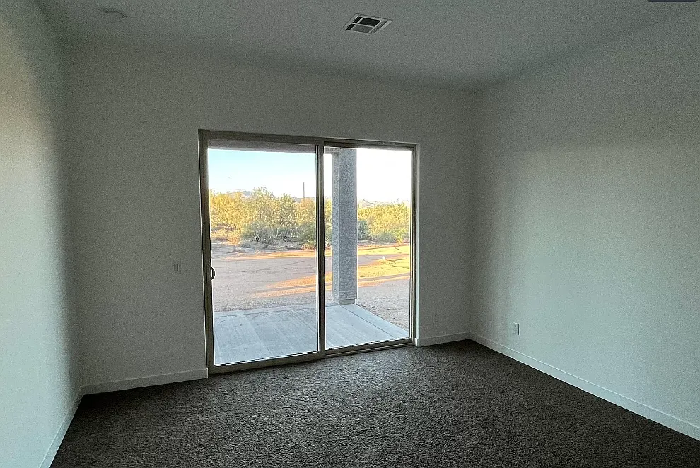 4 bed, 2.5 bath, 2126 sqft, $3,500 — Photo 4