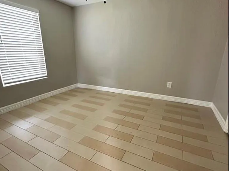 4202 Basil St — Photo 7