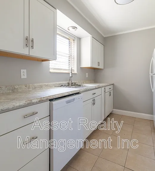 431 Canberra Dr #431 — Photo 17