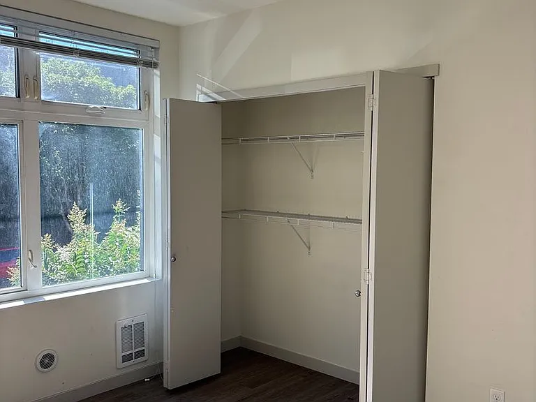 4801 Fauntleroy Apartments — Photo 90