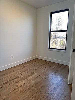 4th image of 1273 Herkimer St #4B