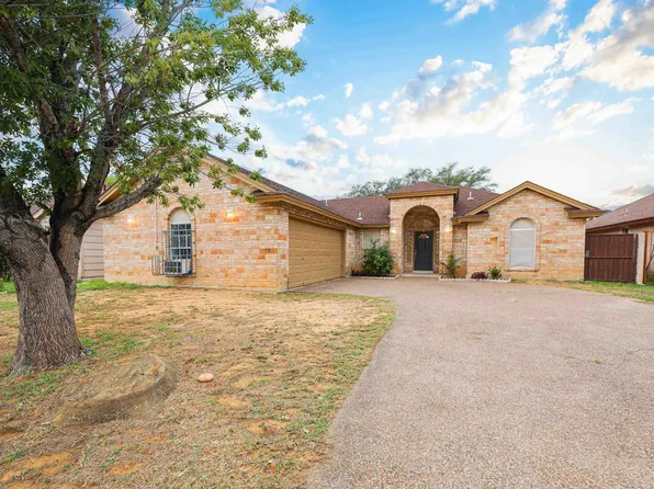 9010 Taiga Ct, Laredo, TX 78045