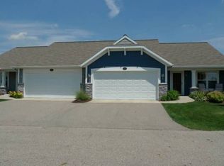 889 Peaceful Dr SE, Byron Center, MI 49315