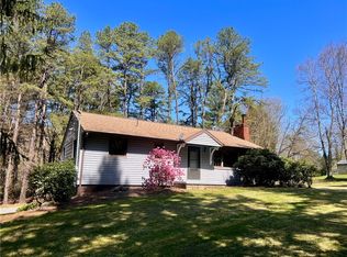 207 Hulton Rd, New Kensington, PA 15068