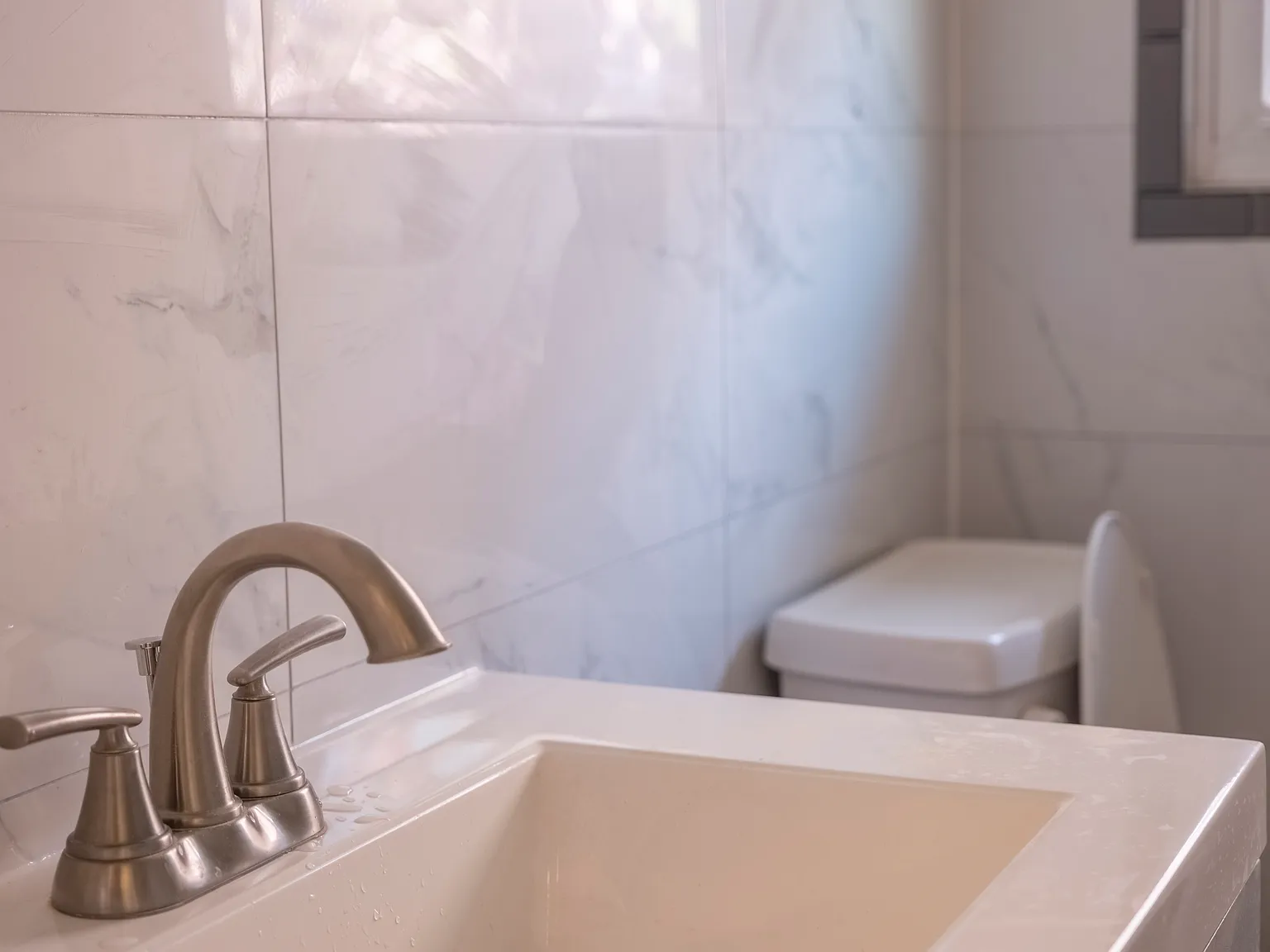 2 bed, $1,700 — Photo 4