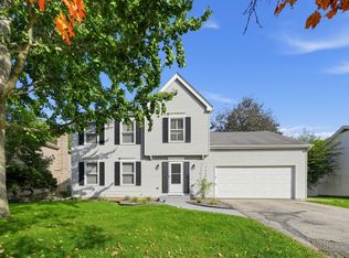 2600 Midland Dr, Naperville, IL 60564