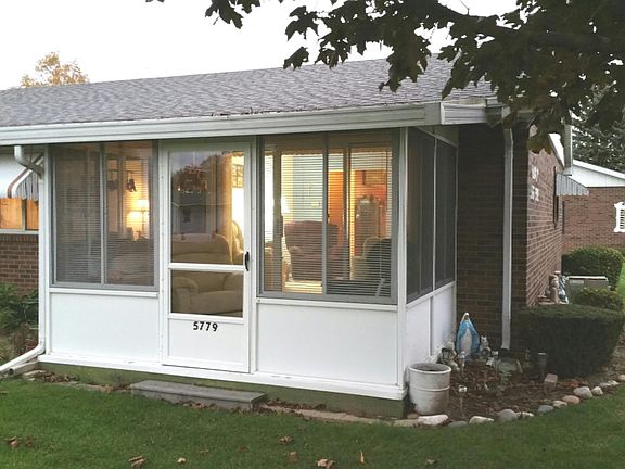 3rd image of 5779 Leisure South Dr SE #136