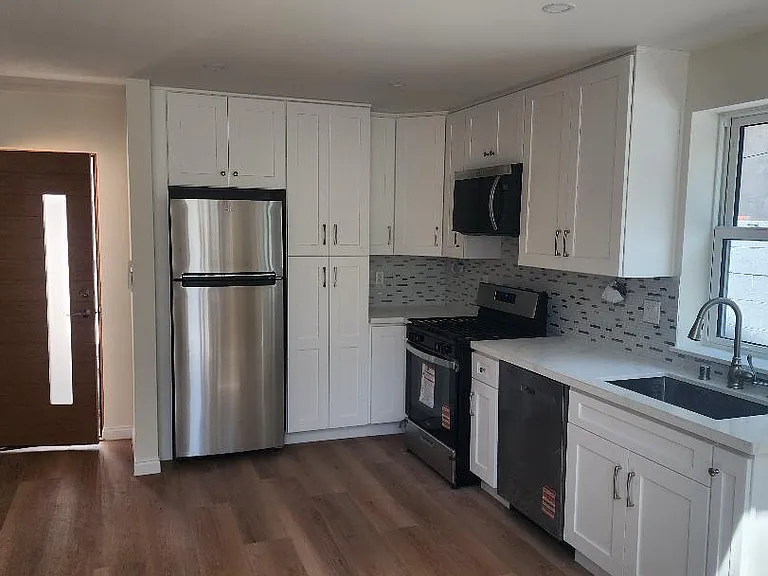 13351 W Otsego St — Photo 17