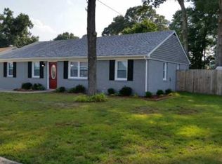 232 Haledon Rd, Chesapeake, VA 23320