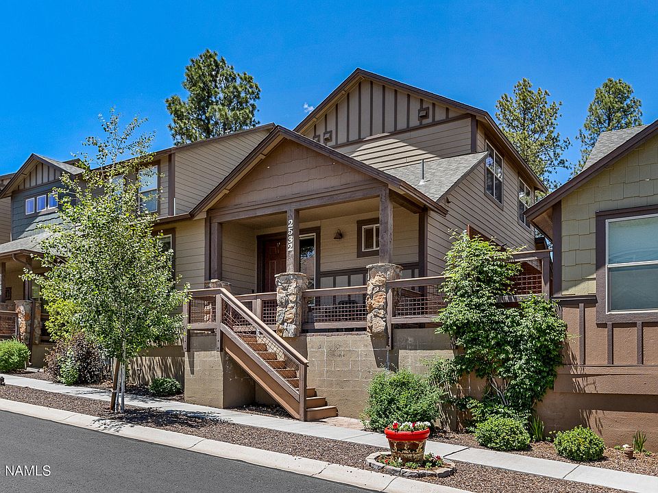 1st image of 2532 W Josselyn Dr