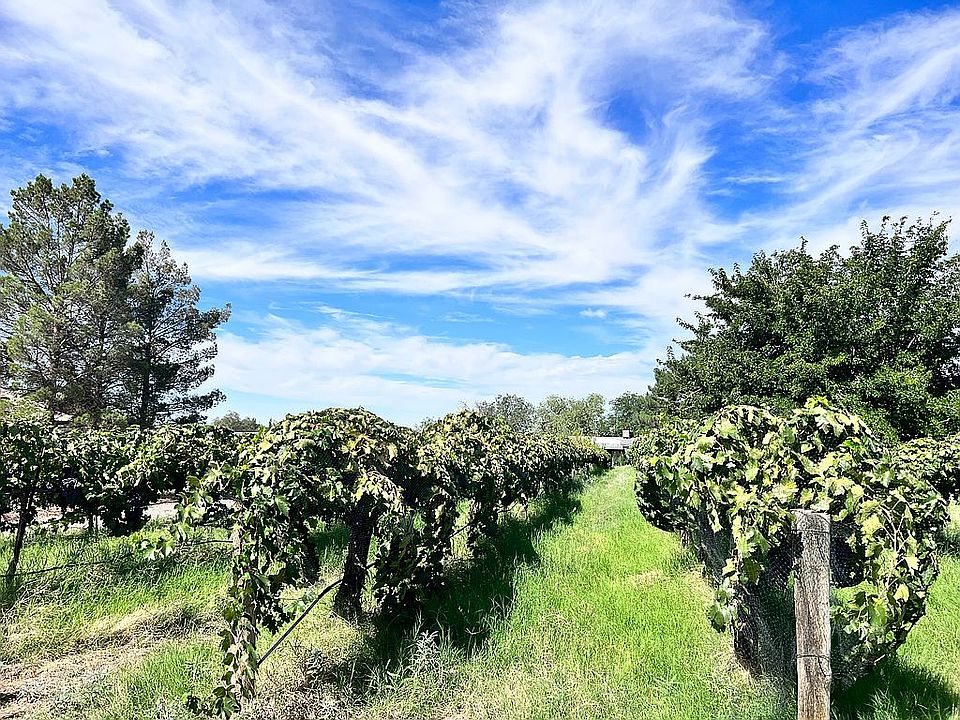 1st image of 23 Coyote Canyon Rd