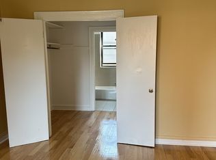68 Crandon Apartments, Chicago, IL 60649