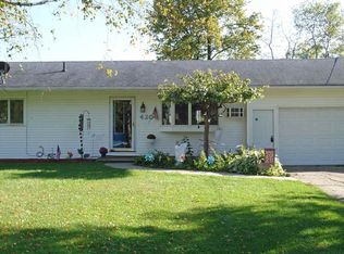 420 E Liberty St, Chesaning, MI 48616