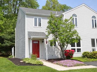1839 Creek View Dr, New Cumberland, PA 17070