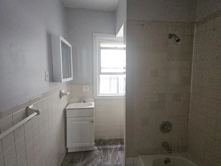 58-60 Clinton Pl #A — Photo 7