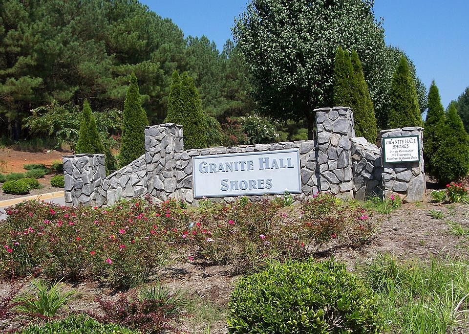 1st image of 11 Granite Hall Dr