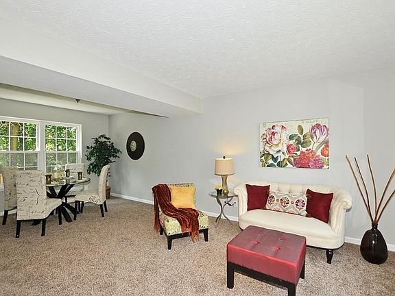 4th image of 10406 Runview Cir