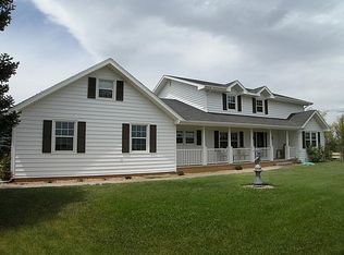 166 E Oak Rd, Wheatland, WY 82201
