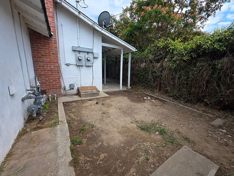 Bowen/Phelps Duplex — Photo 26