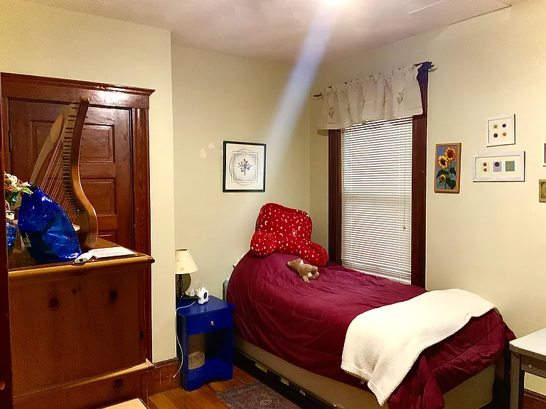 39 Everett St #1 — Photo 16