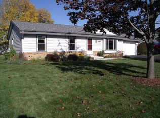 W161N10966 Meadow Dr, Germantown, WI 53022