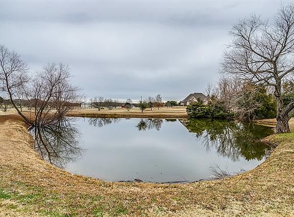 5th image of 7909 Walnut Dr