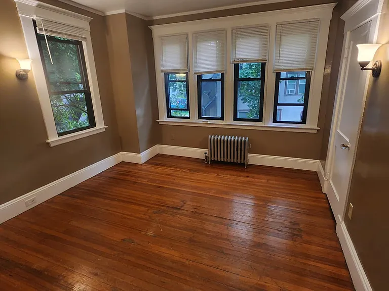 31 Rupert St #31 — Photo 5