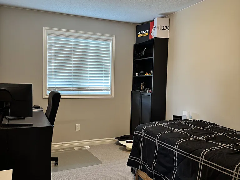 1162 Beckett Cres — Photo 10