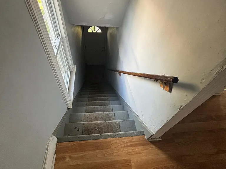 351 Elm St #2 — Photo 7