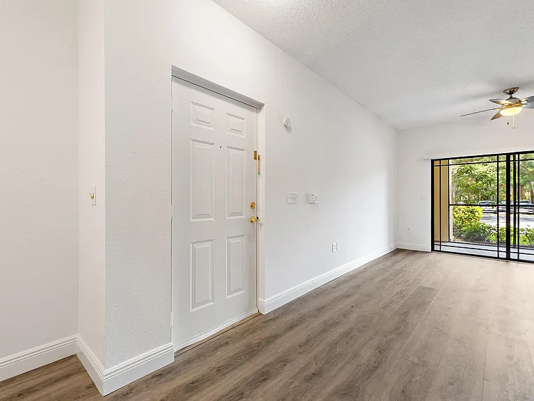 2730 Anzio Ct #106 — Photo 5
