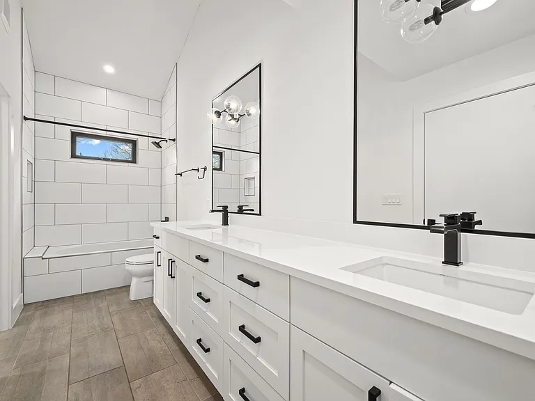 503 Havana St #A — Photo 15